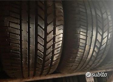 Coppia di pneumatici usato 295 30 18 Pirelli