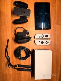 Nintendo switch OLED (bianca)