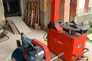 Smontagomme e compressore monofase