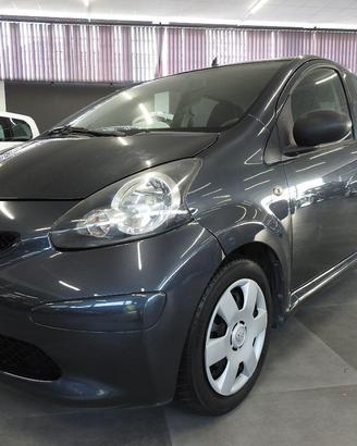 TOYOTA - Aygo - 12V VVT-i 5 porte Clima