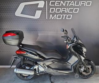 Yamaha X-Max 250