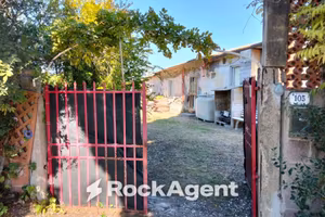 Rustico / Casale di 105 m² con 3 locali a Rosignan