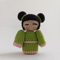 Bambola giapponese amigurumi 