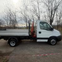 Iveco daily gru e ribaltabile