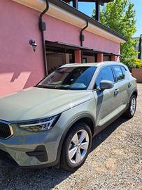 Automobile volvo XC40