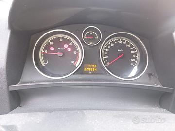 OPEL Zafira 2ª serie - 2006