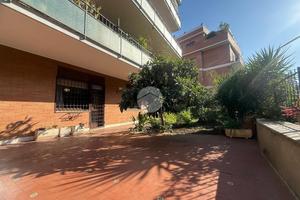 4 LOCALI A ROMA