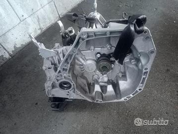 Cambio manuale Nissan Juke 1.6 HR16 benzina 2012