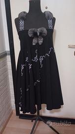 Vestito da sera nero  con particolari in pelliccia