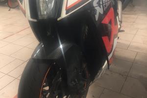 Moto KTM  RC8 serie limitata incidentata