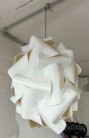 Lampadario di design bianco