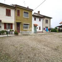 CASA DI CORTE A TRAVACÒ SICCOMARIO