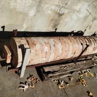 colonna in mattoni vecchi 