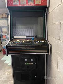 SNK Neo Geo cabinato arcade a gettoni multi-game