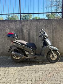 Kymco People GT200