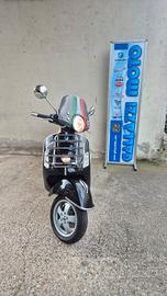 Vespa GTS 250 Frecce Tricolori