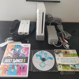 Nintendo Wii con 2 controller e giochi 