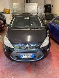 Ford Ka 1.2 8V 69 CV Black&White Edition