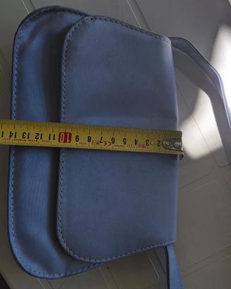 Borsa a tracolla lilla in ecopelle
