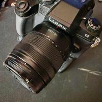 Panasonic Lumix g80/g85 solo corpo + battery grip