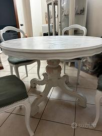 Tavolo allungabile in legno + 4 sedie