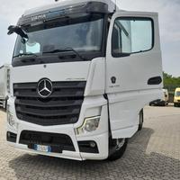 Varie unita' mercedes benz 18.48 anno 2020/2021