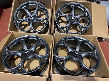 Cerchi alfa giulia veloce 19