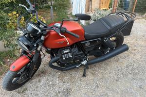 Moto Guzzi V7 Stone 850, immatricolata 2021