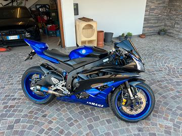Yamaha r6