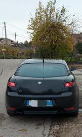 Automobili .