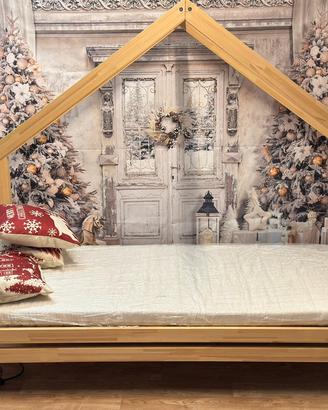 Letto a capanna in legno