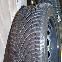 Set 4 ruote con gomme  invernali Kleber 205/55 R16