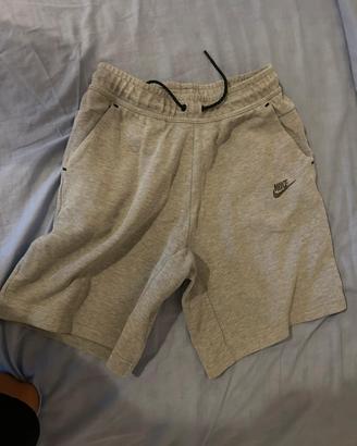 pabtaloncini nike tech