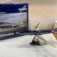 747-200 Baci Perigina