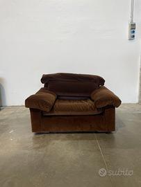 Poltrona erasmo afra e tobia scarpa in velluto B&B