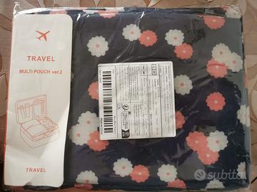 Pochette da viaggio per trucchi e cosmesi nuova