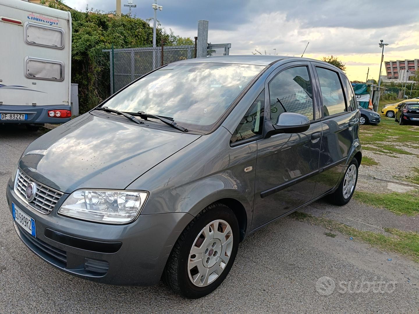Fiat Idea 2010 photo 3