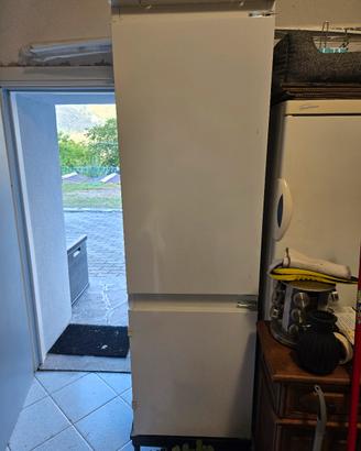 frigorifero da incasso indesit