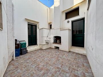 3 LOCALI A SANNICOLA