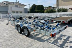 Carrello 2400 kg con portata utile 1900 kg