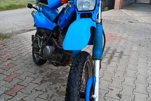 moto vintage Yamaha XT 600E