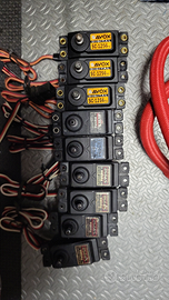 Servi rc Savox e Futaba