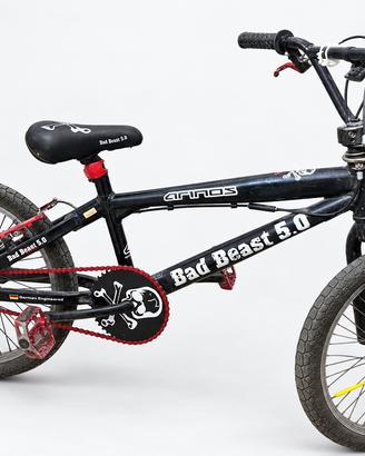 Bici BMX Arnos Bad Beast 5.0 – Nera e Rossa