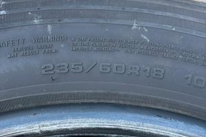 gomme estive Goodyear 235  60 R 18