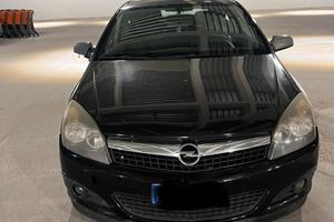 Opel astra GTC