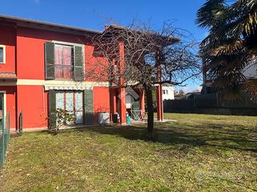 3 LOCALI A VARALLO POMBIA