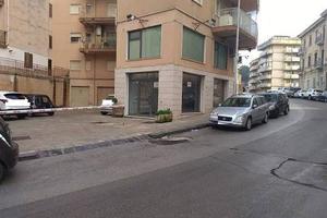 Rif.3650UL38588| negozio caltanissetta