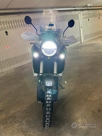 Husqvarna norden 901 expedition