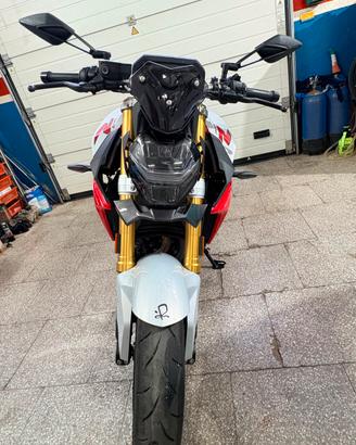 BMW f900 R Sport