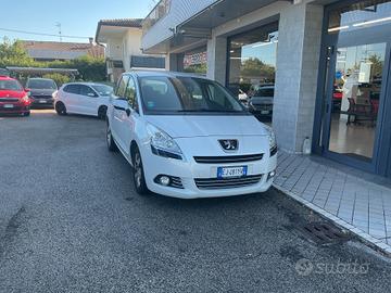 Peugeot 5008 7 POSTI 1.6 HDi 112CV